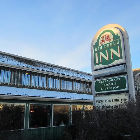 Red Coach Inn 100 Mile House Екстериор снимка